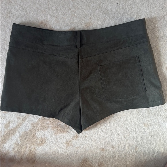 FAUX SUEDE MINI SHORTS - Picture 3 of 3